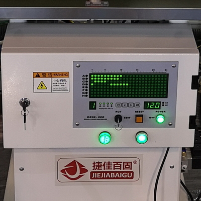Máquina de pressão do terno do revestimento do vestuário do PLC do ar comprimido com o terno do blazer do sistema de aquecimento de vapor